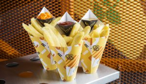Batata frita com molho à escolha (R$ 6) do Roots. Foto: Divulgação Batata frita com molho à escolha (R$ 6) do Roots. Foto: Divulgação