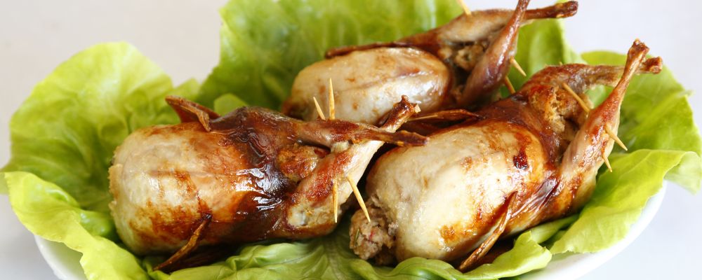 Codorna recheada da Churrascaria Gaúcha. Foto: Aniele Nascimento / Gazeta do Povo.