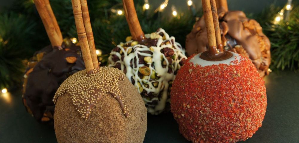 Mary Ann Apple Factory abre segunda loja em Curitiba Maçãs carameladas especiais para o Natal da Mary Ann Apple Factory. Foto: Divulgação
