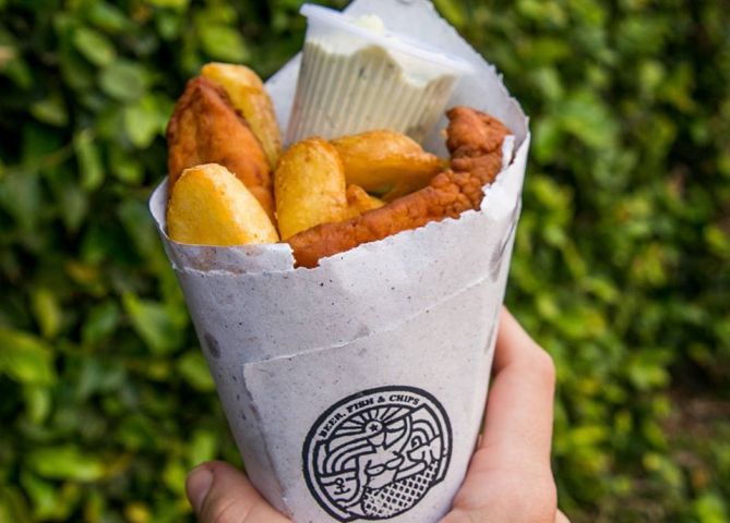 Fish&chips do Sirene são uma das opções da feira. Foto: reprodução Facebook Fish&chips do Sirene são uma das opções da feira. Foto: reprodução Facebook