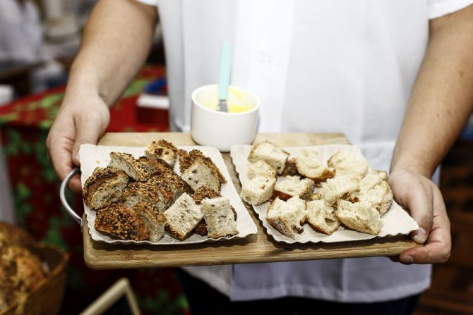 Feira de produtos Hand Made realizada na Clube sociedade Morgenaul, em Curitiba. Foto: André Rodrigues / Gazeta do Povo Feira de produtos Hand Made realizada na Clube sociedade Morgenaul, em Curitiba. Foto: André Rodrigues / Gazeta do Povo