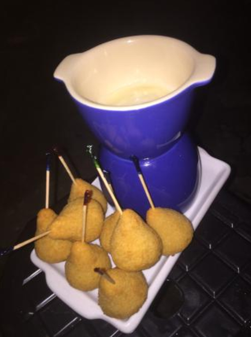 Fondue de coxinha do Bar da Frente. Foto: Reprodução/Trip Advisor. Fondue de coxinha do Bar da Frente. Foto: Reprodução/Trip Advisor.