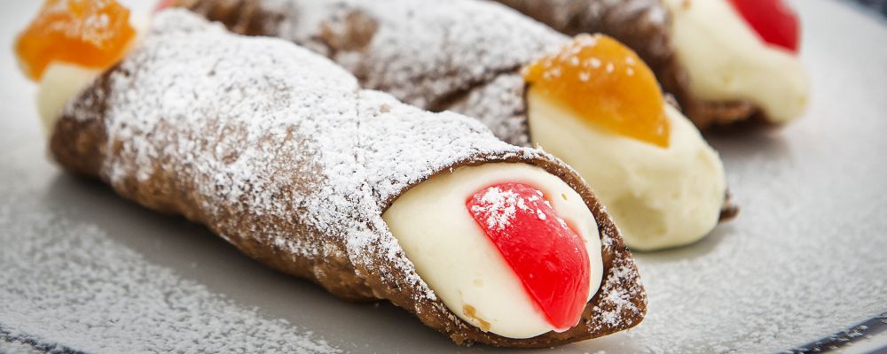 Foto do cannoli do chef Enzo Ambrosetti . Local: Escola de Gastronomia Enzo Ambrosetti .