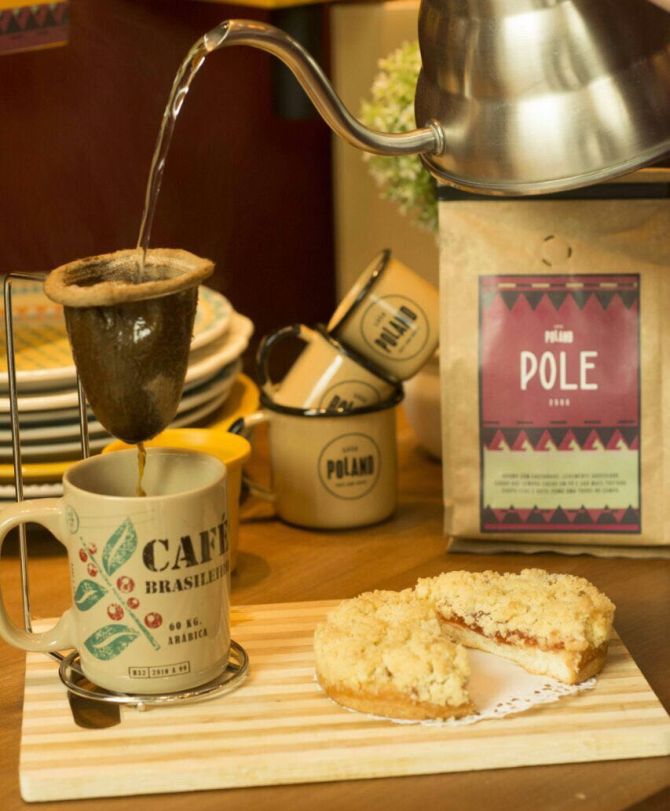 Café coado com cuca. (Foto: Divulgação) Café coado com cuca. (Foto: Divulgação)