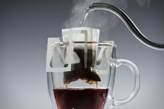 Sachê funciona como um "minifiltro" para passar café. Foto: Divulgação Sachê funciona como um "minifiltro" para passar café. Foto: Divulgação