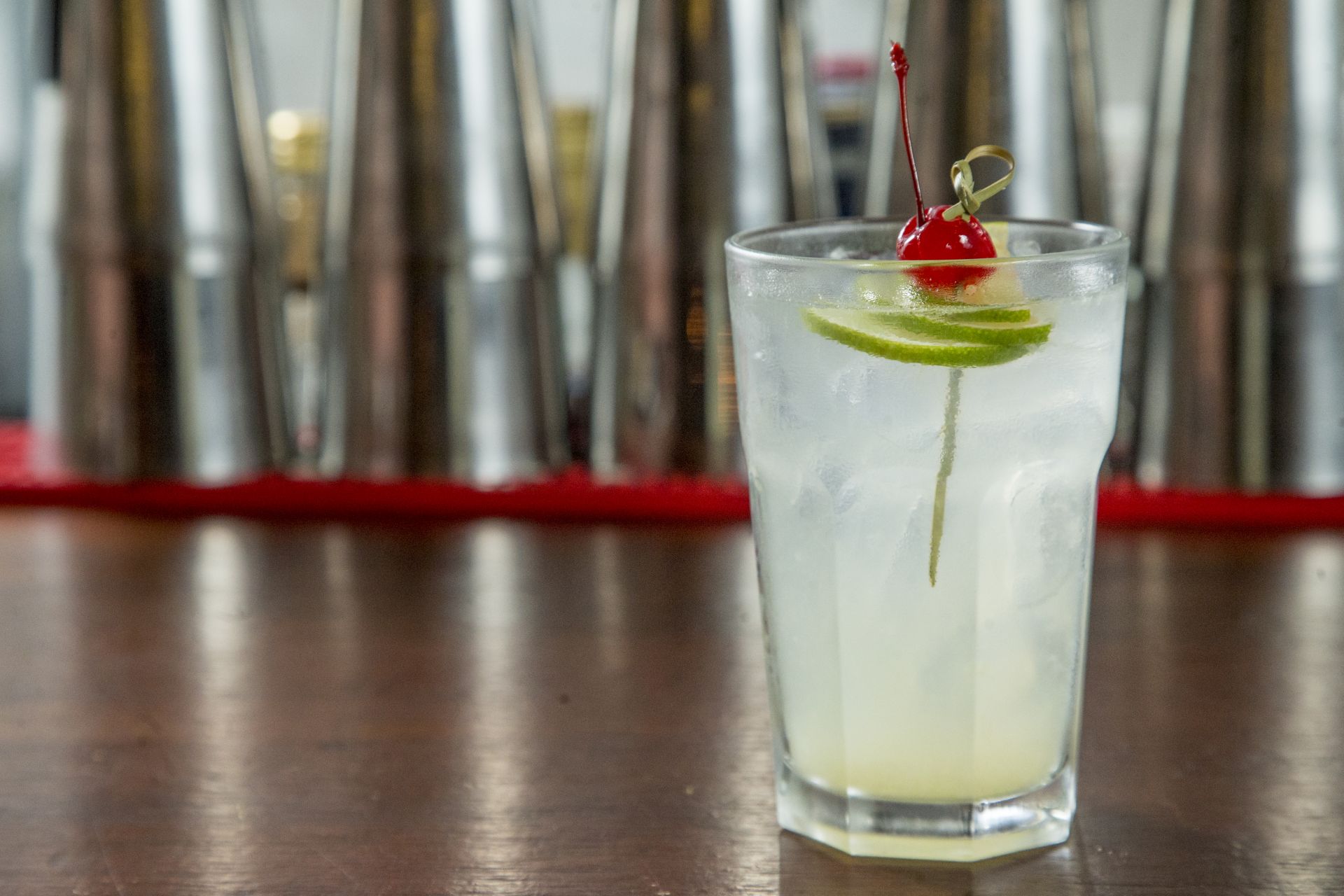 Ambiente drinks e pratos do Ginger Bar. Ambiente drinks e pratos do Ginger Bar.