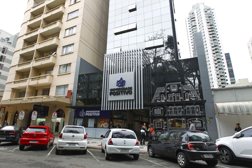Campus Central da Universidade Positivo fica no terreno do Cine Plaza. Foto: Antônio More/Gazeta do Povo Campus Central da Universidade Positivo fica no terreno do Cine Plaza. Foto: Antônio More/Gazeta do Povo