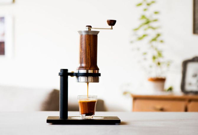 Cafeteira Aram fez sucesso em plataforma de financiamento coletivo e agora passa a ser vendida para o público geral. Foto: Divulgação Cafeteira Aram fez sucesso em plataforma de financiamento coletivo e agora passa a ser vendida para o público geral. Foto: Divulgação