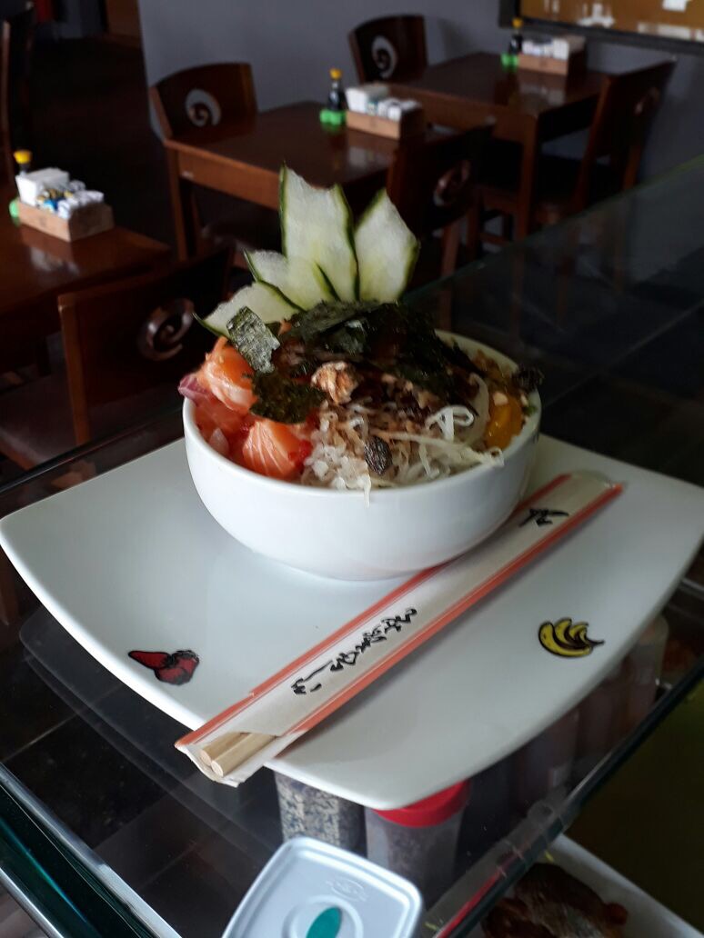 Onde comer poke em Curitiba, o prato que vem do Havaí e conquistou o mundo Onde comer poke em Curitiba, o prato que vem do Havaí e conquistou o mundo