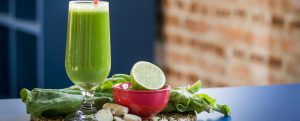 Suco detox: vídeo de 1 minuto ensina essa receita simples e rápida PROGRAMA BOM GOURMET #Dicas em 1 minuto. Bolo de chocolate, pudim, batata frita, legumes cozidos , sucos detox.