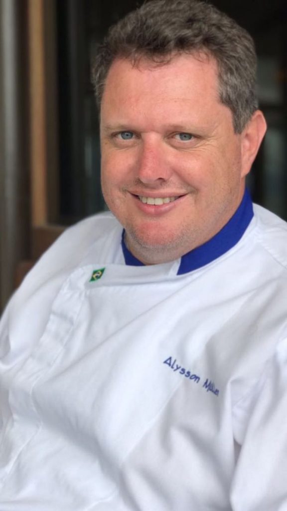 “Minha cozinha é parecida com a do Jaime Oliver”, diz o Rei do Polvo de Floripa “Minha cozinha é parecida com a do Jaime Oliver”, diz o Rei do Polvo de Floripa
