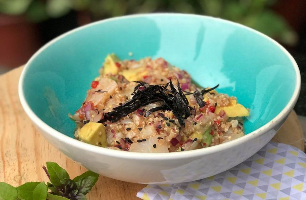 Equinócio (R$32) é feito de linguado com quinoa, abacate, molho teriyaki, cebola roxa e finalizado com alga nori. Foto: Divulgação Equinócio (R$32) é feito de linguado com quinoa, abacate, molho teriyaki, cebola roxa e finalizado com alga nori. Foto: Divulgação