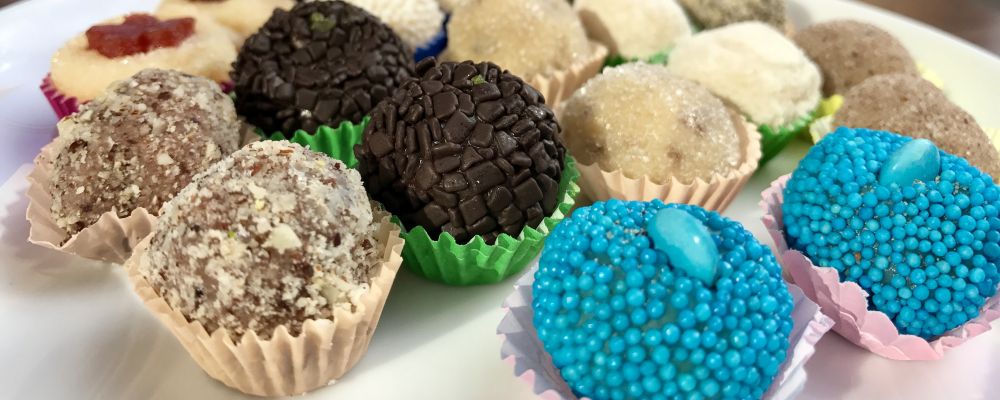 São 20 sabores de brigadeiros servidos à vontade. Foto: Guilherme Grandi/Arquivo pessoal