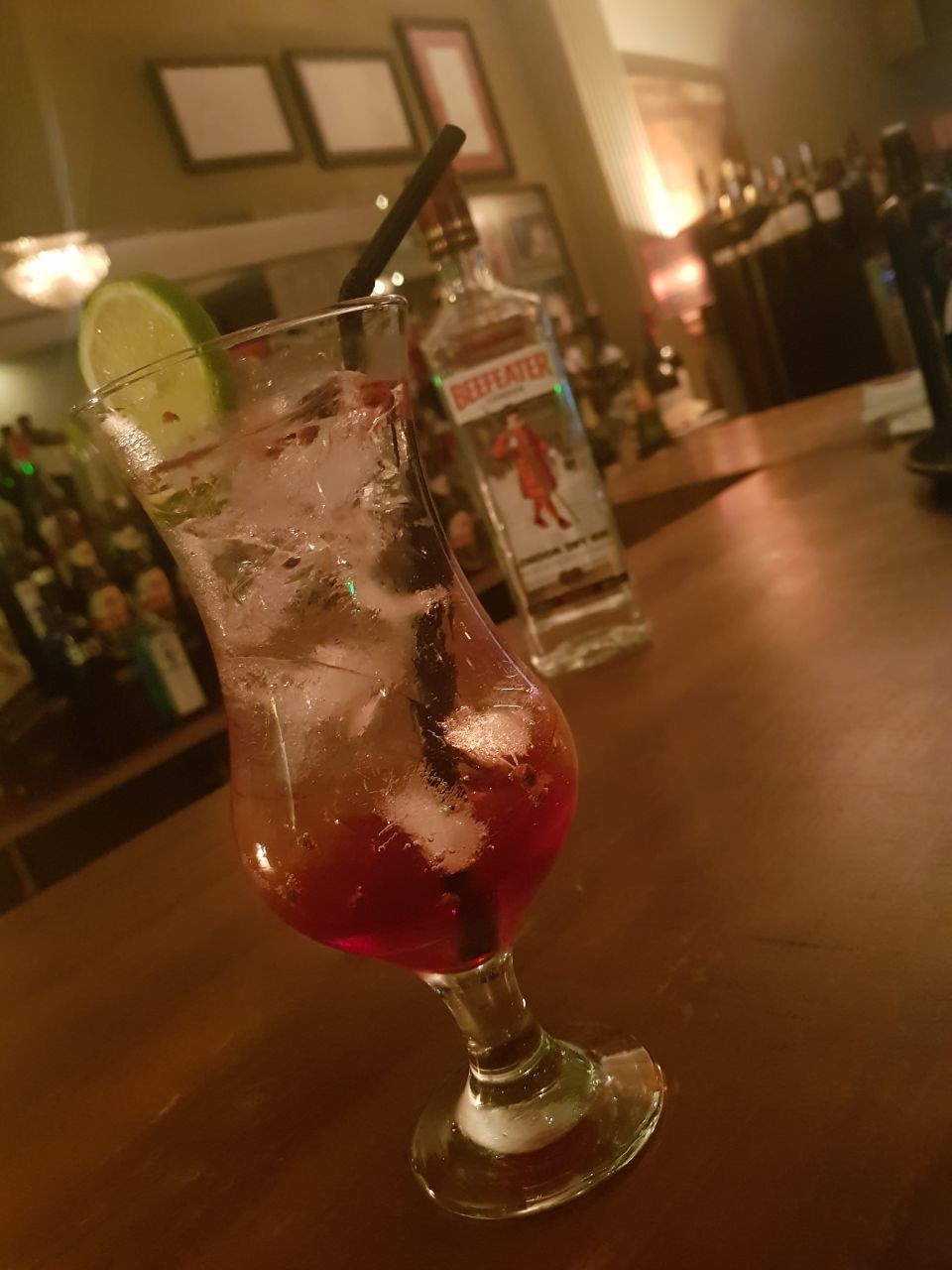 Drink Flying Saucer do Ernesto Ristorante. Drink Flying Saucer do Ernesto Ristorante.