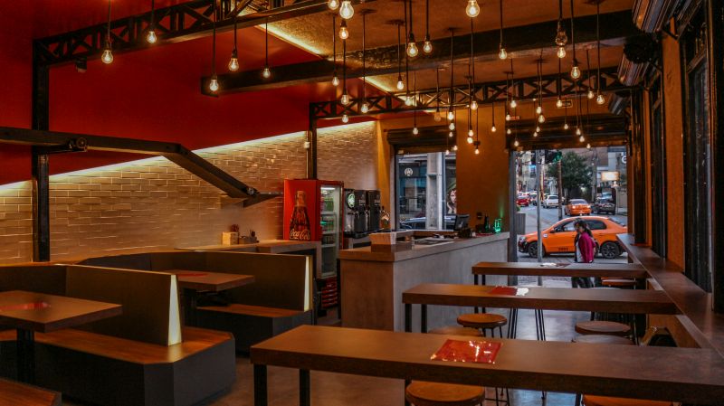 Espaço interno da Fábrica Downtown é para 45 pessoas. Foto: Divulgação. Espaço interno da Fábrica Downtown é para 45 pessoas. Foto: Divulgação.