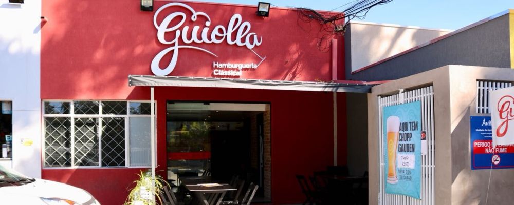 Fachada da nova unidade da Guiolla Hamburgueria, na Rua Itupava, 1020. Foto: Divulgação