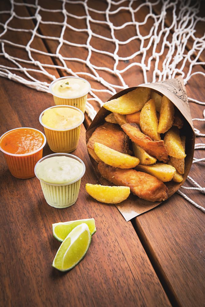 Fish and chips do Sirène. Foto: Letícia Akemi/Gazeta do Povo. Fish and chips do Sirène. Foto: Letícia Akemi/Gazeta do Povo.