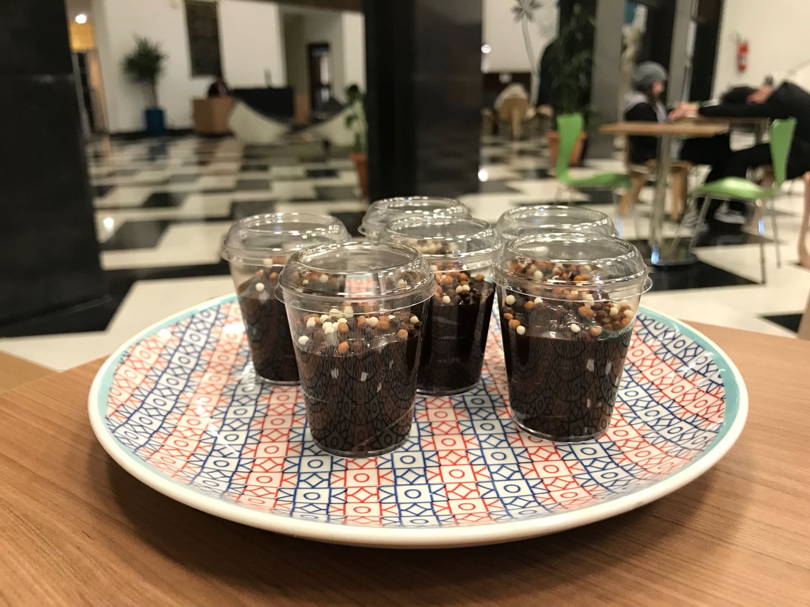 O brigadeiro é 100% cacau O brigadeiro é 100% cacau