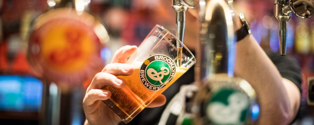 Cervejaria nova-iorquina Brooklyn está produzindo sua IPA no Brasil Foto: Divulgação