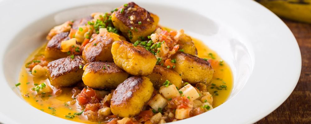Feriadão tem menus completos em promoção, pratos típicos e festa alemã Foto: Divulgação