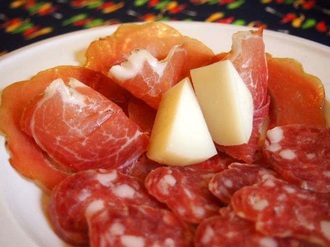 Queijo e embutidos da Salumeria Monte Bello. Foto: Divulgação Queijo e embutidos da Salumeria Monte Bello. Foto: Divulgação
