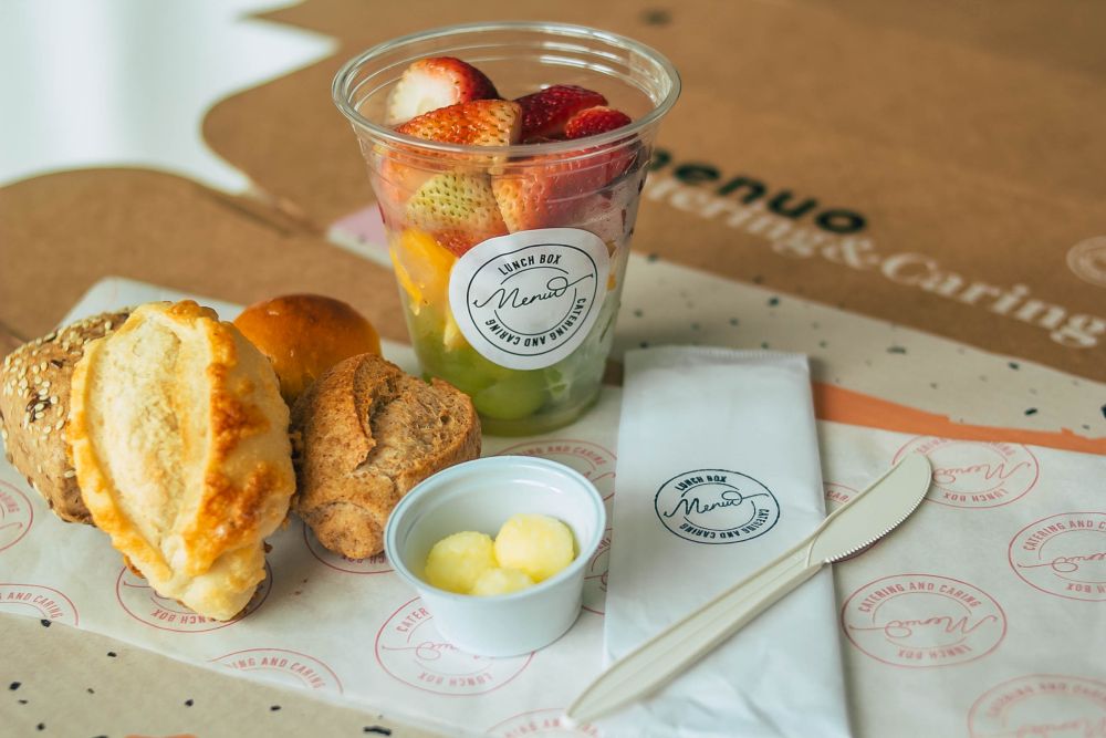 Os kits de café da manhã acompanham também manteiga de coco e geleia ou hummus e pasta de castanhas com ervas. Foto: divulgação. Os kits de café da manhã acompanham também manteiga de coco e geleia ou hummus e pasta de castanhas com ervas. Foto: divulgação.