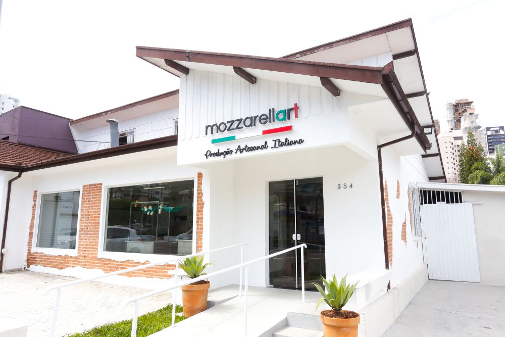 Os queijos do Mozzarellart são fabricados com leite fresco de produtores da região metropolitana. Foto: Valterci Santos/divulgação. Os queijos do Mozzarellart são fabricados com leite fresco de produtores da região metropolitana. Foto: Valterci Santos/divulgação.