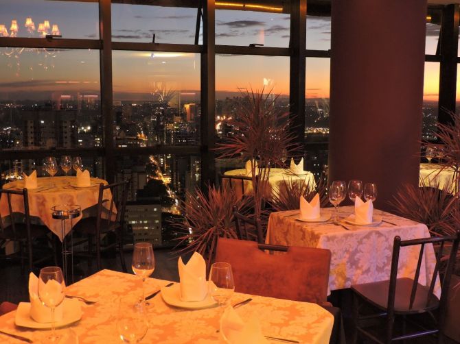 Novo espaço fica anexo ao restaurante Terrazza 40 e tem mesas apenas para duas pessoas. Foto: Divulgação. Novo espaço fica anexo ao restaurante Terrazza 40 e tem mesas apenas para duas pessoas. Foto: Divulgação.