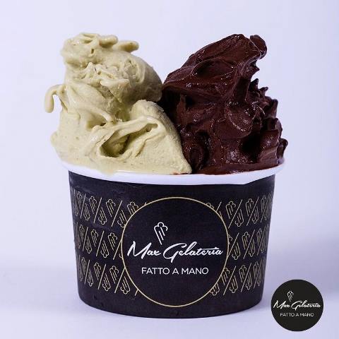 Sorvetes de pistache e cacau 70% da Max Gelateria; Foto: divulgação Sorvetes de pistache e cacau 70% da Max Gelateria; Foto: divulgação