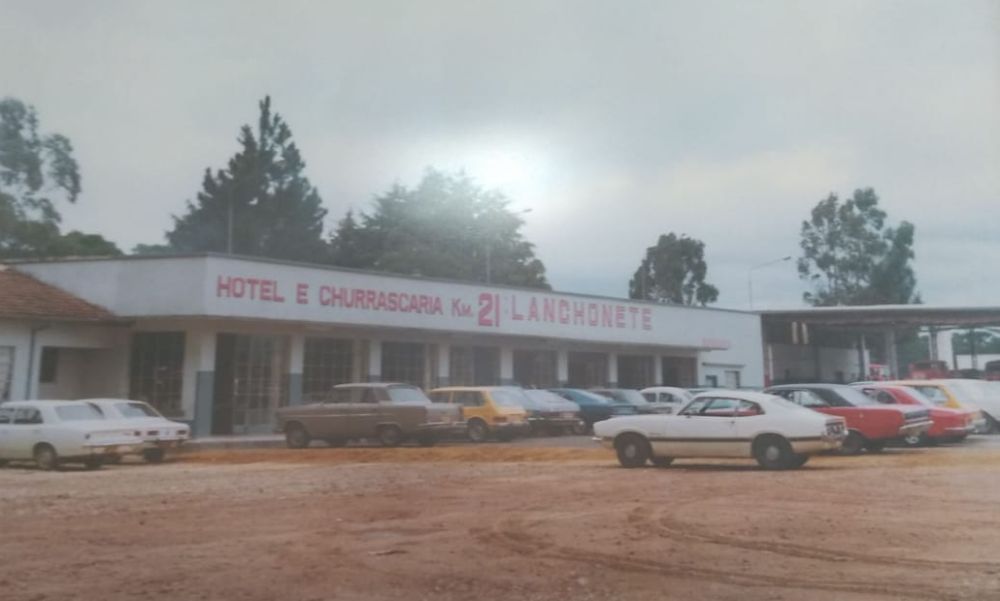Sheila quis homenagear o antigo restaurante da família, vendido na década de 90. Foto: acervo pessoal. Sheila quis homenagear o antigo restaurante da família, vendido na década de 90. Foto: acervo pessoal.