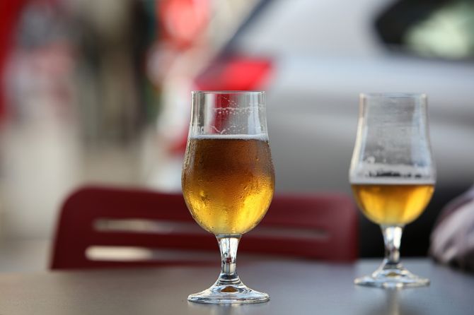 Mudanças em novo decreto facilitam registros de cervejeiros artesanais e receitas que utilizam ingredientes à base de frutas e flores. Foto: Pixabay Mudanças em novo decreto facilitam registros de cervejeiros artesanais e receitas que utilizam ingredientes à base de frutas e flores. Foto: Pixabay