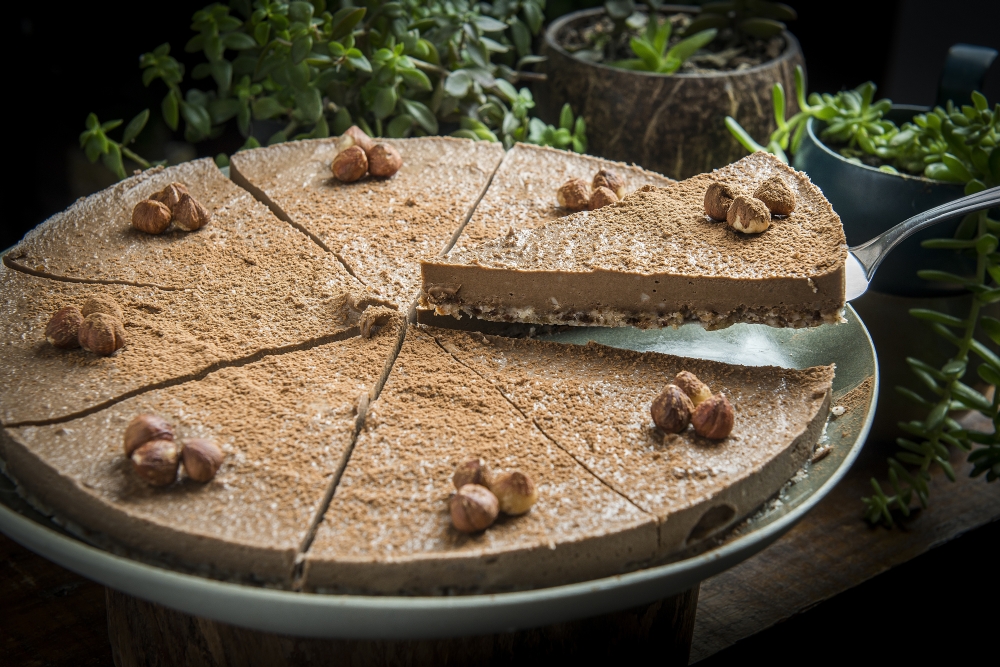 Cheesecake de cacau e avelã do Hanuman Café. Foto: Letícia Akemi / Gazeta do Povo. Cheesecake de cacau e avelã do Hanuman Café. Foto: Letícia Akemi / Gazeta do Povo.