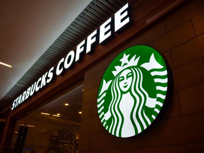 Serão três unidades da Starbucks dentro do Aeroporto Internacional de Florianópolis. Foto: Bigstock. Serão três unidades da Starbucks dentro do Aeroporto Internacional de Florianópolis. Foto: Bigstock.