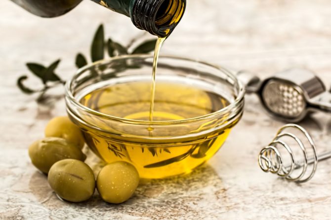 Rótulos eram produzidos com diversos tipos de óleo, exceto azeite de oliva. Foto: Pixabay. Rótulos eram produzidos com diversos tipos de óleo, exceto azeite de oliva. Foto: Pixabay.