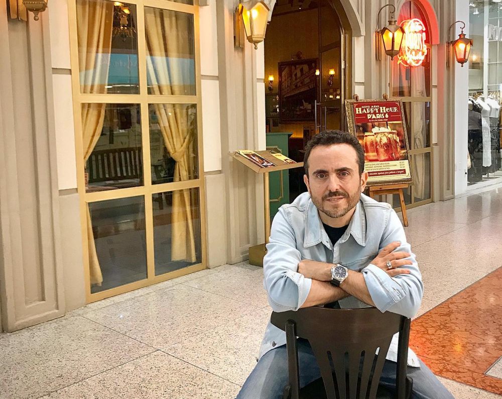 O empresário Isaac Azar, da rede Paris 6, pretende aumentar ainda mais a conectividade dos restaurantes com os clientes nos próximos anos. Foto: reprodução Facebook. O empresário Isaac Azar, da rede Paris 6, pretende aumentar ainda mais a conectividade dos restaurantes com os clientes nos próximos anos. Foto: reprodução Facebook.