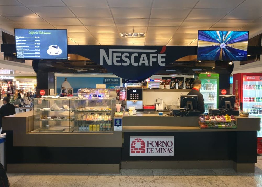 Há ainda a cafeteria no formato de quiosque, como o instalado em um shopping de Curitiba. Foto: divulgação. Há ainda a cafeteria no formato de quiosque, como o instalado em um shopping de Curitiba. Foto: divulgação.
