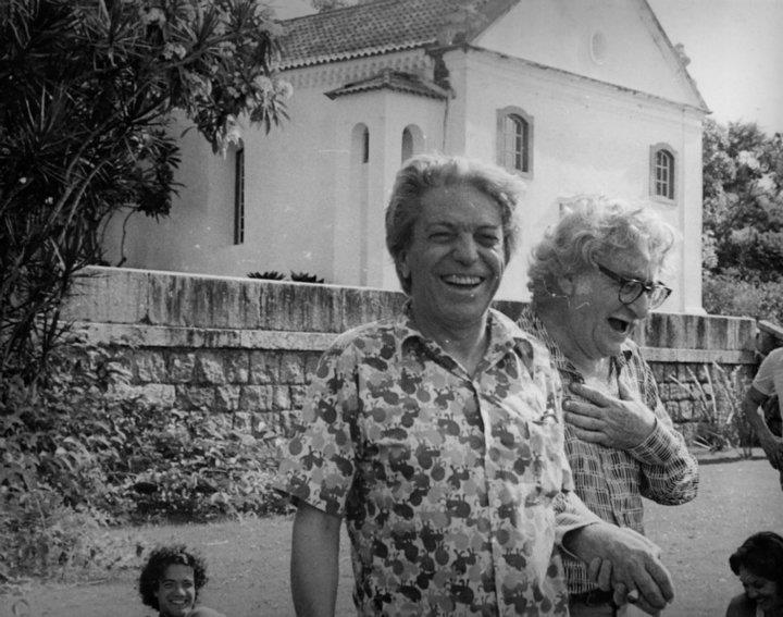 Vilanova Artigas e o amigo Burle Marx, em meados dos anos 1970. Foto: arquivo familiar. Vilanova Artigas e o amigo Burle Marx, em meados dos anos 1970. Foto: arquivo familiar.