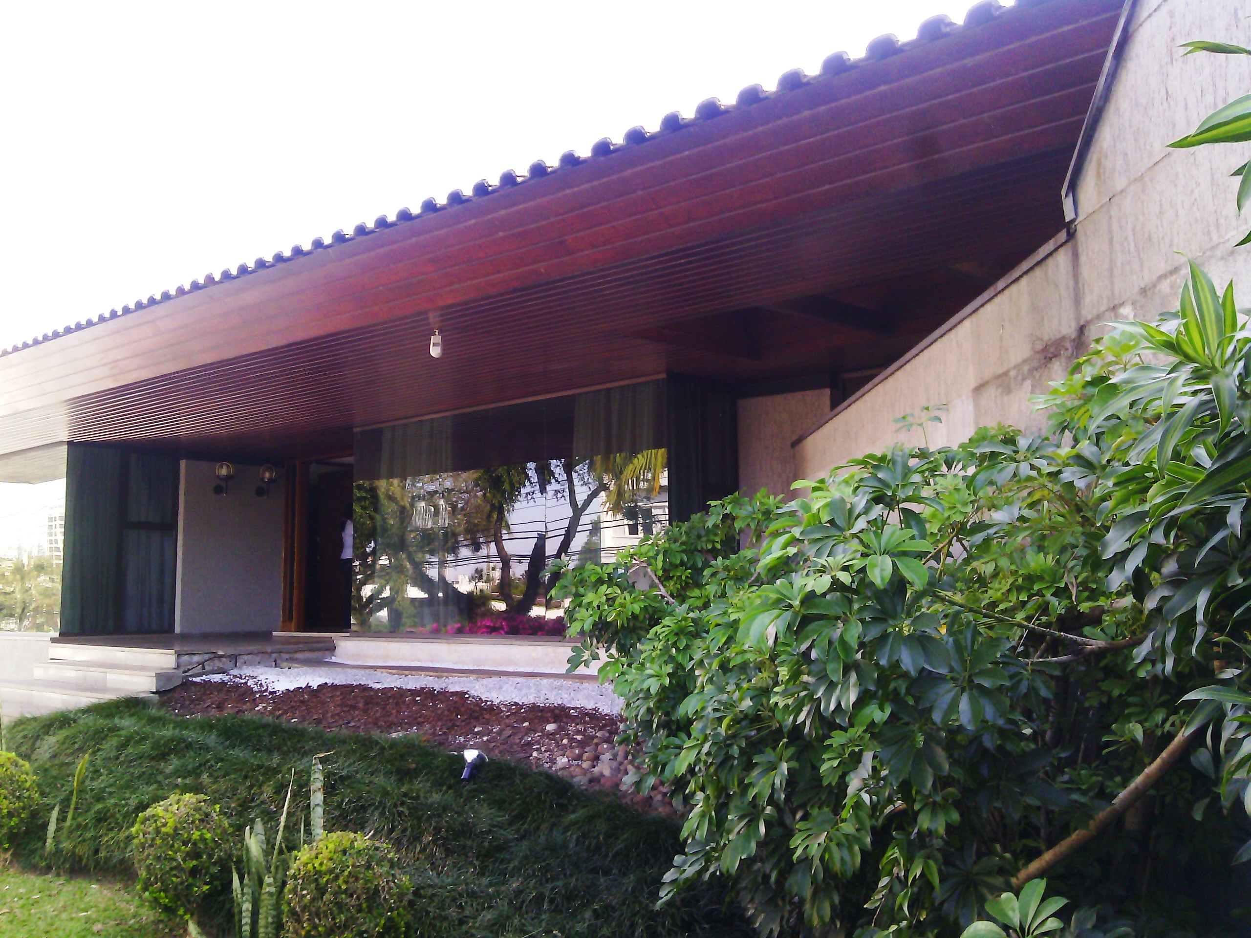 Imóvel com projeto de Julio Pechman onde será realizada da Casa Cor 2016. Imóvel com projeto de Julio Pechman onde será realizada da Casa Cor 2016.