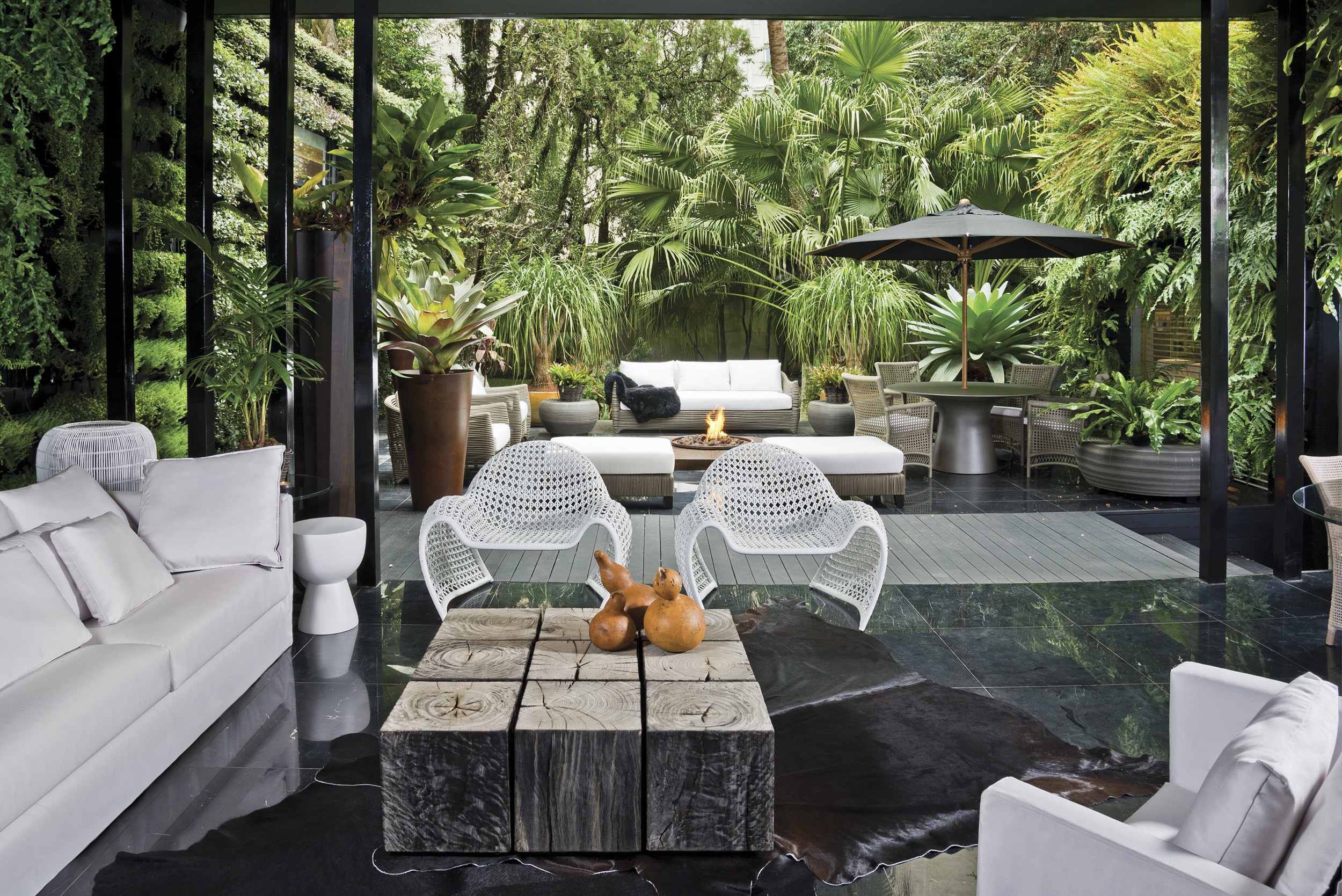 Projeto de Wolfgang Schlögel incrementa o  recanto de contemplação com soluções tecnológicas. 
Fotos: Ana Zarpellon Photography/Divulgação