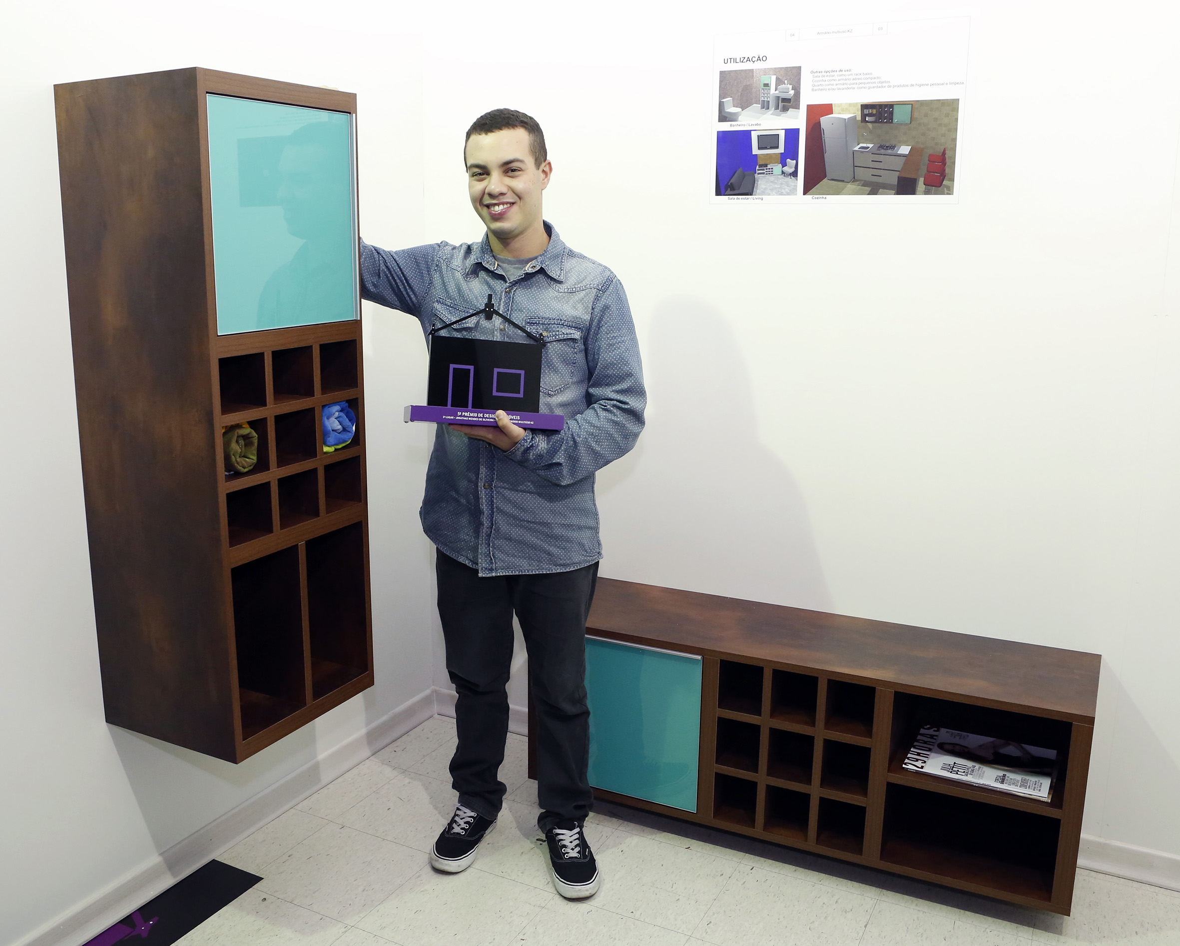 Jonathas Mendes de Oliveira, da Universidade Mackenzie, de São Paulo, foi o vencedor da edição passada, cujo tema era "Móveis multiuso para Casas Brasileiras". Fotos: Casas Bahia/Divulgação