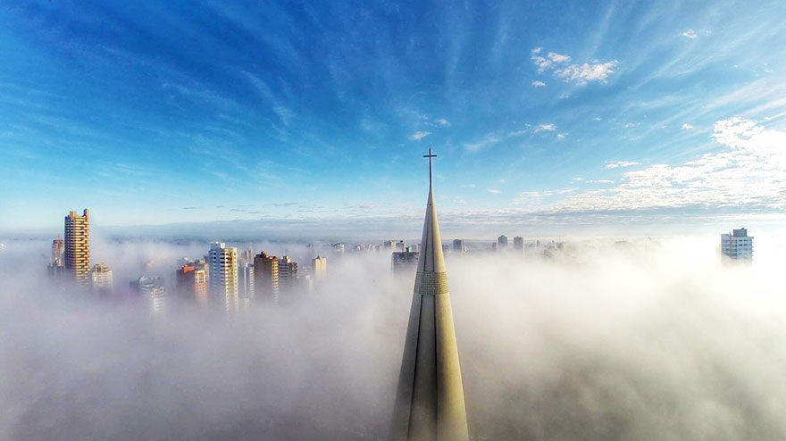 Fotografia da cidade de Maringá, no interior do Paraná, feita por Ricardo Matiello, foi uma das 10 melhores foto tiradas com drone em 2015 Fotografia da cidade de Maringá, no interior do Paraná, feita por Ricardo Matiello, foi uma das 10 melhores foto tiradas com drone em 2015