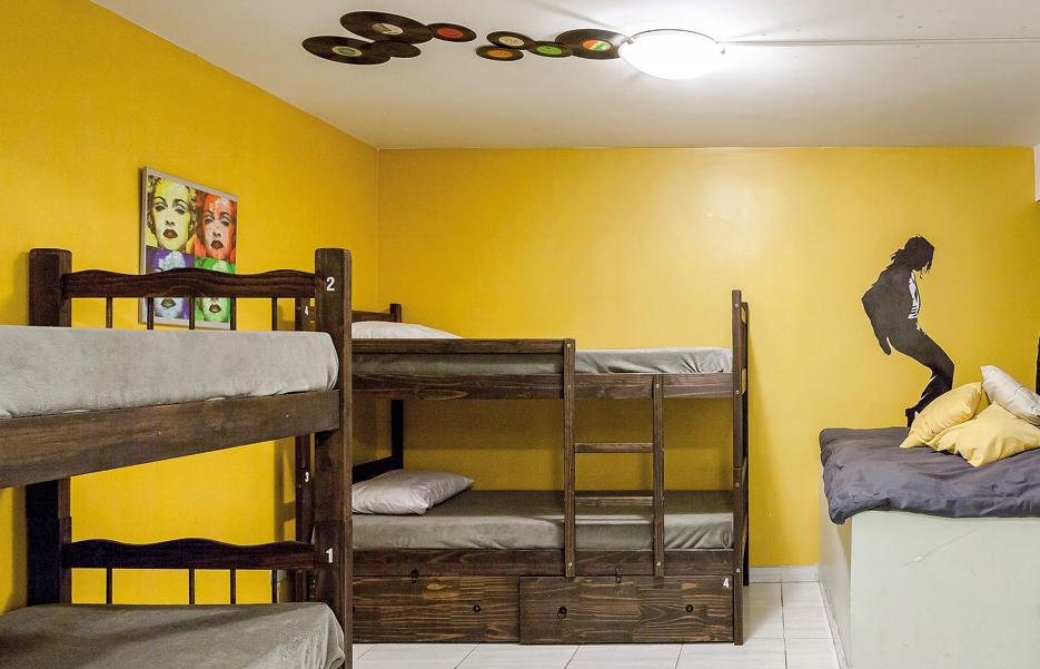 Hostels descolados são opção de hospedagem em Curitiba Hostels descolados são opção de hospedagem em Curitiba