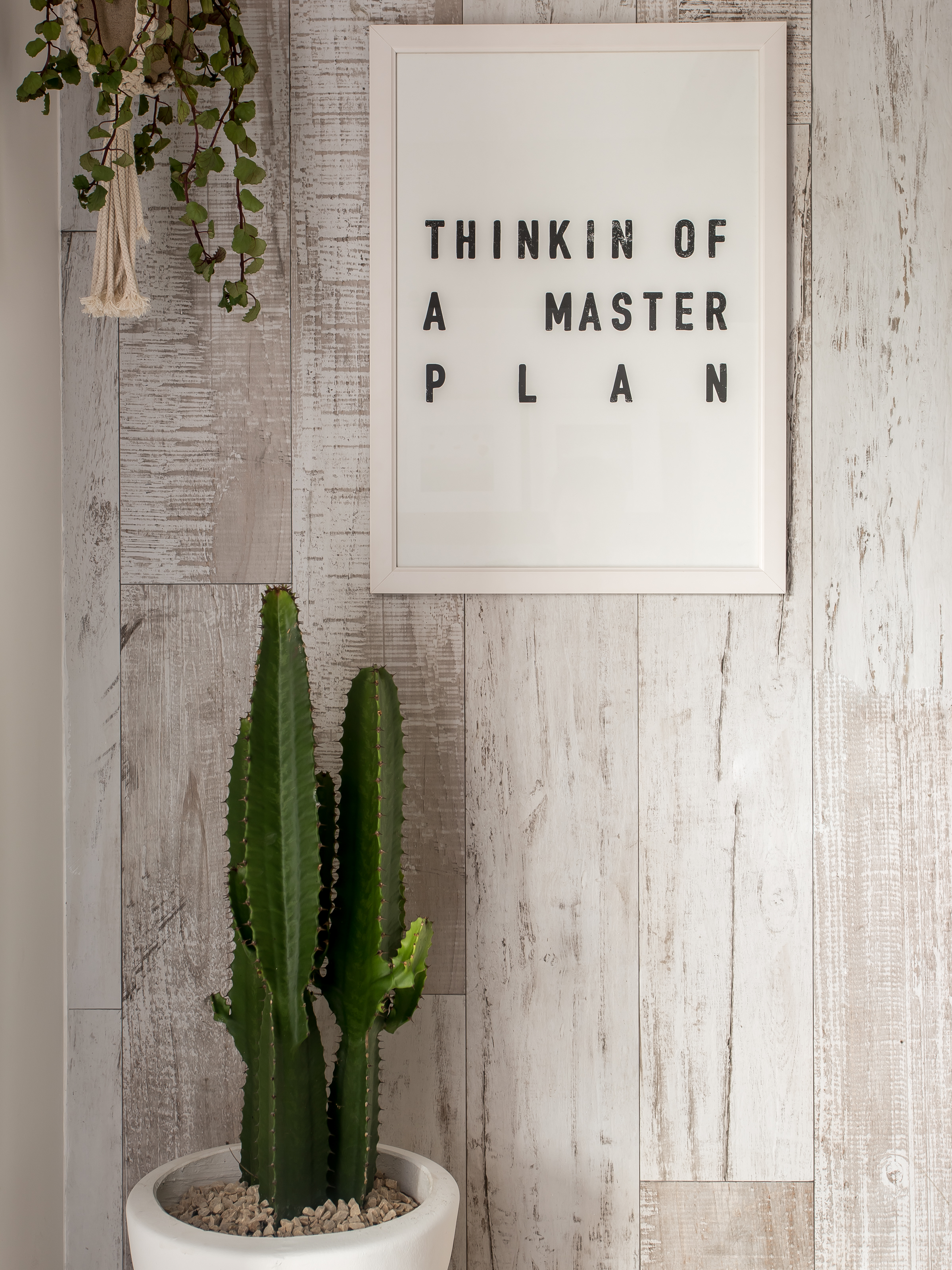Blogueira abre seu apartamento escandinavo e mostra detalhes da decoração Blogueira abre seu apartamento escandinavo e mostra detalhes da decoração