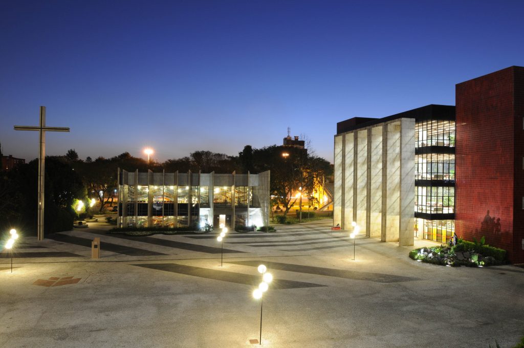 Curso de Arquitetura da PUCPR celebra 40 anos conectando passado e futuro