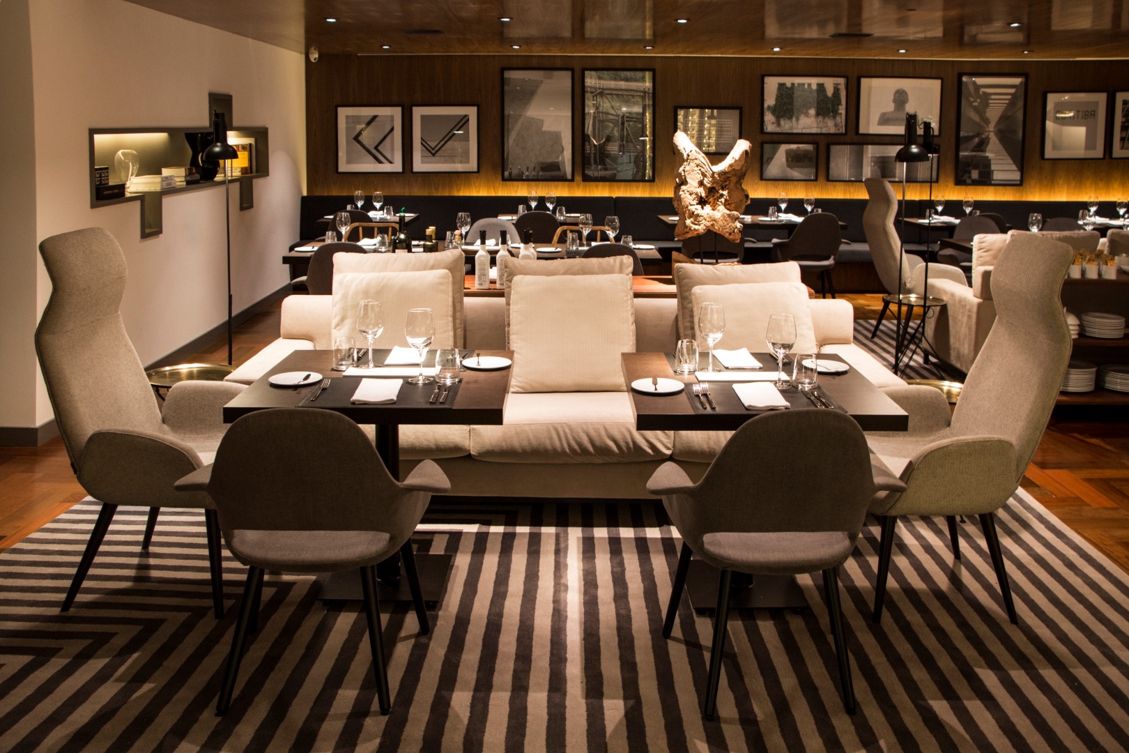 Restaurante Nomade, que funciona dentro do Nomaa Hotel.
Foto: Divulgação. Restaurante Nomade, que funciona dentro do Nomaa Hotel.
Foto: Divulgação.