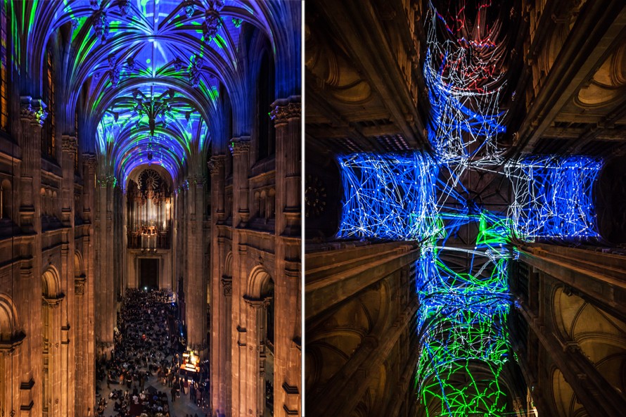 Constelações projetadas pelo artista digital Miguel Chevalier no teto da igreja Saint-Eustache. Constelações projetadas pelo artista digital Miguel Chevalier no teto da igreja Saint-Eustache.