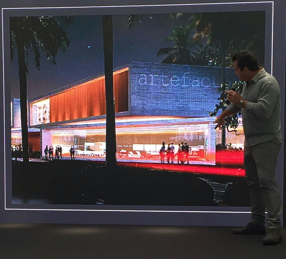 Durante viagem anual realizada pela Artefacto, o CEO, Paulo Bacchi, apresentou a nova loja de Miami. Foto: Divulgação
