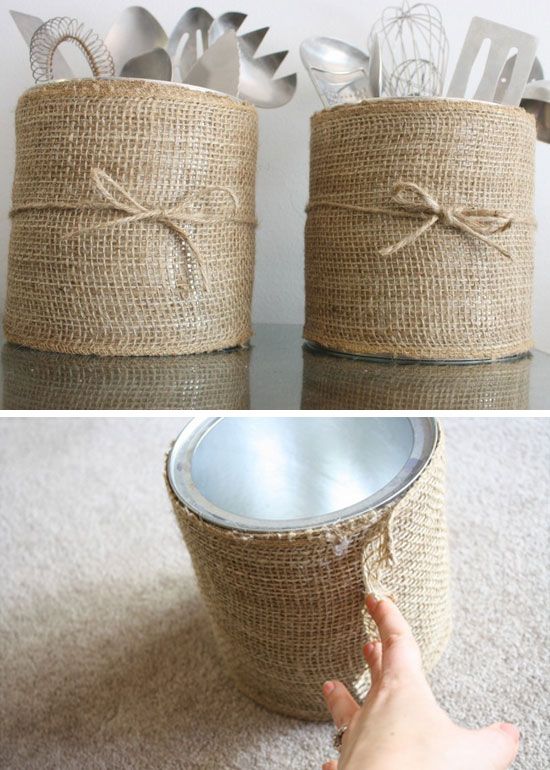 Latas de alumínio foram encapadas com juta e organizam utensílios de cozinha. / Crédito: Pinterest. Latas de alumínio foram encapadas com juta e organizam utensílios de cozinha. / Crédito: Pinterest.