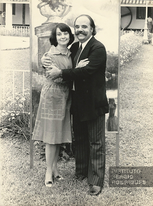 Mulher do designer Sergio Rodrigues morre aos 86 anos Mulher do designer Sergio Rodrigues morre aos 86 anos