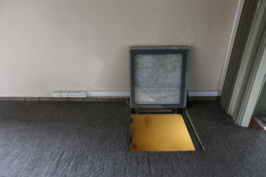 Entrada para o bunker localizado em uma casa no Alto da XV. Foto: André Rodrigues/Gazeta do Povo Entrada para o bunker localizado em uma casa no Alto da XV. Foto: André Rodrigues/Gazeta do Povo